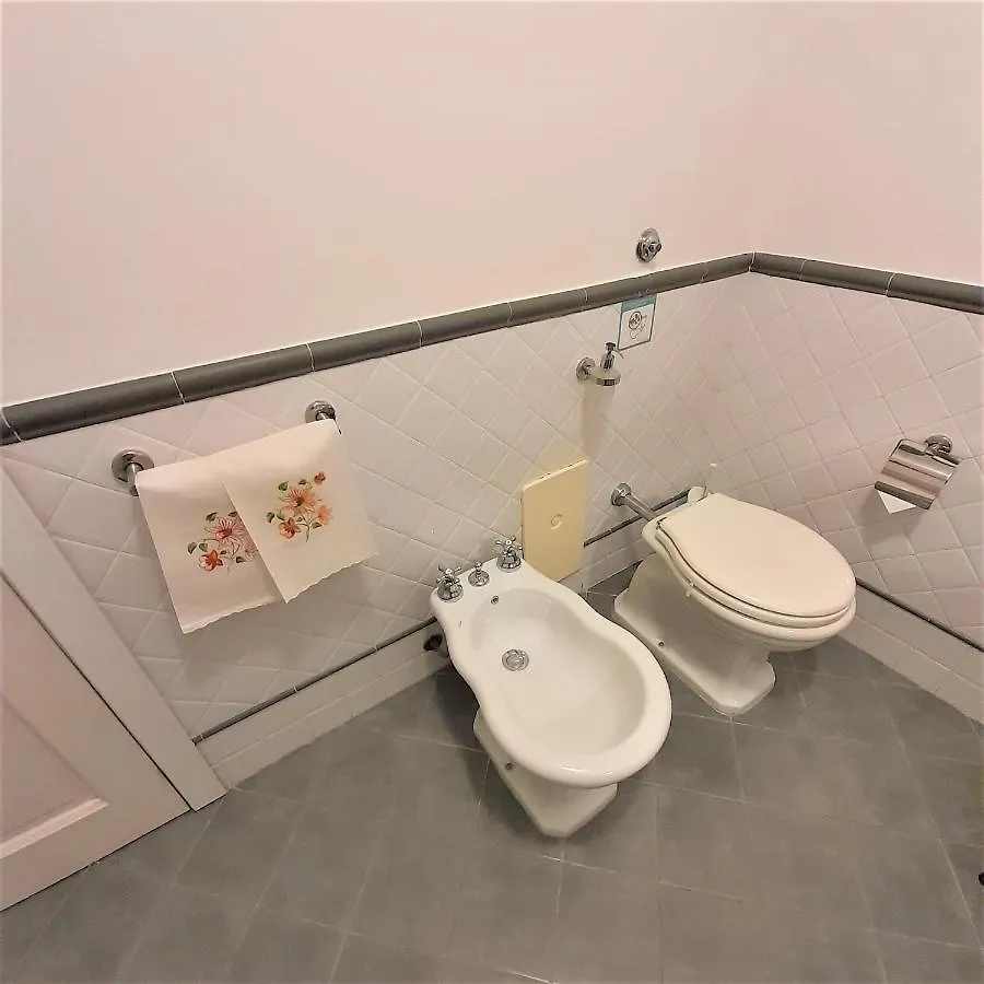 Suite Vittoria Napoli 0*,